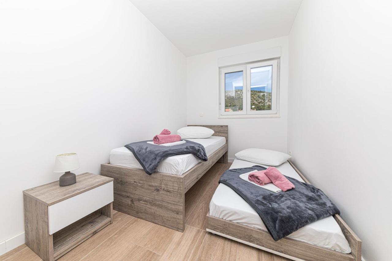 Blue View Apartment Trogir Bagian luar foto